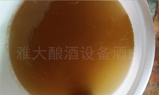 10-不繡鋼釀酒設(shè)備釀制生料酒發(fā)酵完成