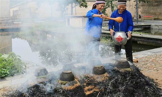 9步用專業(yè)釀酒設(shè)備做出傳統(tǒng)江西客家米酒，客家米酒傳統(tǒng)老工藝-07