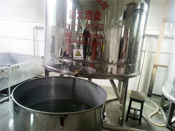 雅大純糧烤酒設備廠家